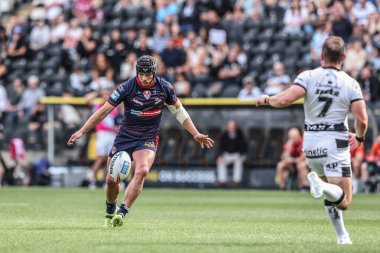 St. Helens takımından Jonny Lomax, 5 Temmuz 2025 'te MKM Stadyumu' nda oynanan 17. Betfred Süper Lig karşılaşmasında bir düşüş golü attı.