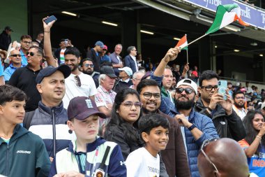 Hindistan taraftarları 2. Rothesay Test Maçı 'nda 5. İngiltere - Hindistan Edgbaston, Birmingham, İngiltere, 6 Temmuz 2025