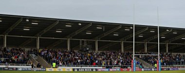 Warrington taraftarları 17. Betfred Süper Ligi karşılaşmasından önce Salford Red Devils, Warrington Wolves 'a karşı Salford Community Stadyumu, Eccles, Birleşik Krallık, 4 Temmuz 2025