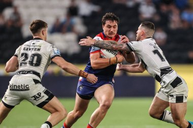 Wakefield Trinity 'den Seth Nikotemo, MKM Stadyumu, Hull, Hull, Birleşik Krallık' ta oynanan 18. Betfred Süper Lig karşılaşmasında rakibi Hull FC, Wakefield Trinity 'ye karşı.