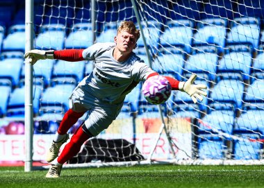 Aaron Bott Nottingham Ormanı kalecisi sezon öncesi hazırlık maçında Chesterfield - Nottingham Ormanı maçı sırasında SMH Group Stadiumact Stadyumu, Chesterfield, Birleşik Krallık, 12 Temmuz 2025