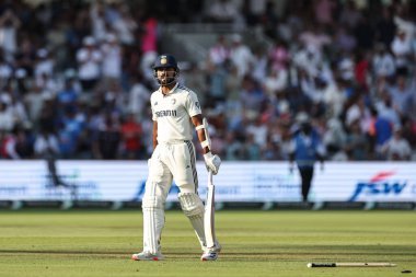 Hindistan 'ın Akash Deep' i, 3. Rothesay Test Maçı 4. İngiltere - Hindistan - Lords, Londra, Birleşik Krallık, 13 Temmuz 2025 'te kaybedildikten sonra oyun alanından ayrıldı.