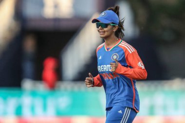 Hindistan 'dan Harleen Deol 5. Vitality sırasında IT20 İngiliz Kadınlar Hindistan' a karşı Edgbaston, Birmingham, İngiltere, 12 Temmuz 2025