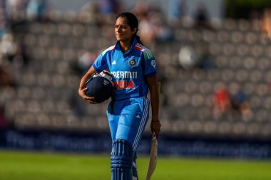 Hindistan 'dan Smriti Mandhana, 1. Metro Bank Bir Gün Uluslararası Bayanlar Hindistan' a Karşı Utilita Bowl, Southampton, İngiltere 'de 16 Temmuz 202' de oynanan 1.