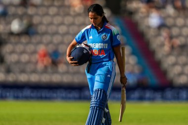 Hindistan 'dan Smriti Mandhana, 1. Metro Bank Bir Gün Uluslararası Bayanlar Hindistan' a Karşı Utilita Bowl, Southampton, İngiltere 'de 16 Temmuz 2025' te oynanan 1.