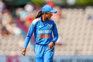 Hindistan 'dan Pratika Rawal, 1. Uluslararası Metro Bankası' nın 16 Temmuz 2025 'te oynanan Utilita Bowl, Southampton' da İngiltere Bayanlar ve Hindistan Kadınlarına karşı oynadığı 1.