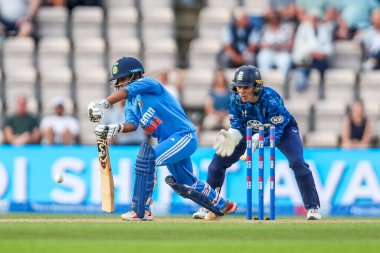 Hindistan 'dan Amanjot Kaur, 1. Metro Bank Bir Gün Uluslararası Maçı sırasında İngiltere Bayanlar Hindistan' a Karşı Utilita Bowl, Southampton, Birleşik Krallık 'ta 16 Temmuz 2025