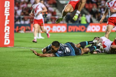 Leigh Leapords 'dan Joe Ofahengaue, 17 Temmuz 2025' te St Helens - Leigh Leopards maçında Betfred Süper Lig Turu 'na katılıyor.