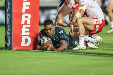 Leigh Leapords 'dan Joe Ofahengaue, 17 Temmuz 2025' te St Helens - Leigh Leopards maçında Betfred Süper Lig Turu 'na katılıyor.