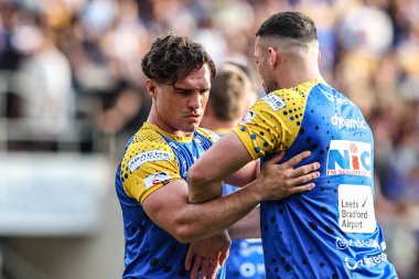 Leeds Rhinos takımından Brodie Croft, 18 Temmuz 2025 'te Leeds Stadyumu' nda oynanan 19. Betfred Süper Ligi karşılaşmasında Leeds Rhinos ve Salford Red Devils maçında ısındı.