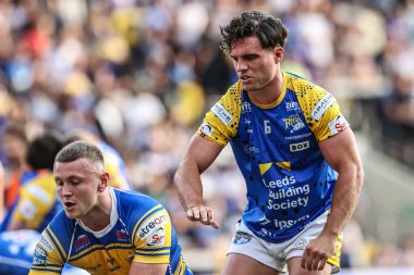 Leeds Rhinos takımından Brodie Croft, 18 Temmuz 2025 'te Leeds Stadyumu' nda oynanan 19. Betfred Süper Ligi karşılaşmasında Leeds Rhinos ve Salford Red Devils maçında ısındı.