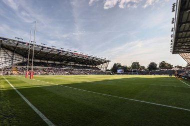 Headingley Stadyumu 'nun 19. Betfred Süper Ligi karşılaşması sırasında Leeds Rhinos' un Salford Red Devils 'e karşı oynadığı Headingley Stadyumu, Leeds, İngiltere, 18 Temmuz 2025