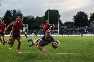 Leeds Rhinos takımından Lachlan Miller, 18 Temmuz 2025 tarihinde Leeds, İngiltere 'deki Headingley Stadyumu' nda oynanan 19.