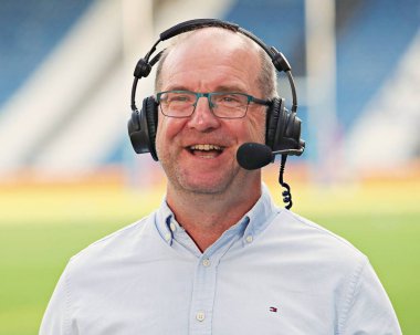 Sky Sports 'tan Dave Woods, 19. Betfred Süper Ligi karşılaşmasından önce Huddersfield Giants, Wakefield Trinity' ye karşı, Accu Stadyumu, Huddersfield, İngiltere, 18 Temmuz 2025