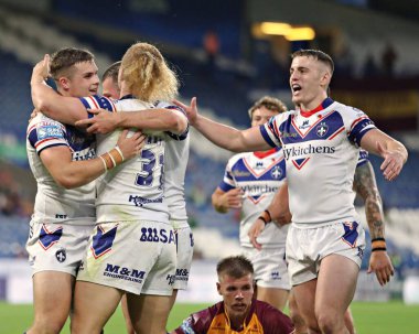 Wakefield Trinity 'den Cameron Scott, 18 Temmuz 2025' te İngiltere 'nin Accu Stadyumu' nda oynanan 19. Betfred Süper Lig karşılaşmasında Huddersfield Giants - Wakefield Trinity maçında gol atmasını kutluyor.