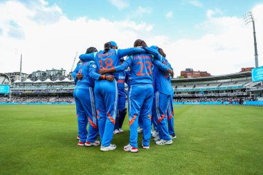 Hindistan, 2. Metro Bankası Bir Gün Uluslararası İngiltere Kadınlar Hindistan Kadınlarına Karşı Lords, Londra, Birleşik Krallık, 19 Temmuz 2025 'te bir araya geldi.