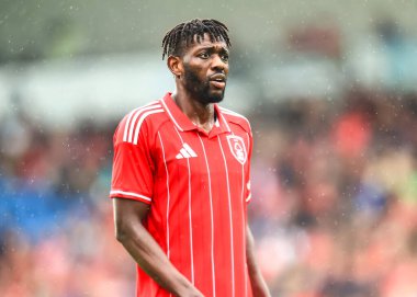 Nottingham Ormanı 'ndan İbrahim Sangare 19 Temmuz 2025' te İngiltere 'nin Chesterfield kentinde oynanan SMH Group Stadiumact Stadyumu' nda oynanan Nottingham Forest - Monaco maçı sırasında