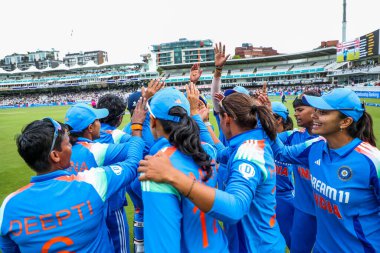 Hindistan, 2. Metro Bankası Bir Gün Uluslararası İngiltere Kadınlar Hindistan Kadınlarına Karşı Lords, Londra, Birleşik Krallık, 19 Temmuz 2025 'te bir araya geldi.