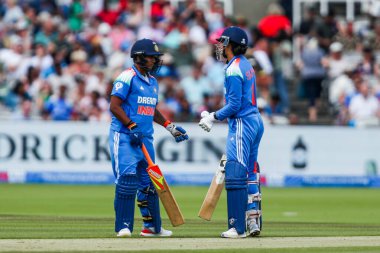 Hindistan 'dan Smriti Mandhana ve Deepti Sharma, 19 Temmuz 2025' te Hindistan Lordları, Londra, İngiltere 'de 1.