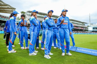 Hindistan, 19 Temmuz 2025 'te Londra Lords' ta Hindistan Kadınlarına Karşı 2. Uluslararası Metro Bankası sırasında tekrar sahaya çıktı.