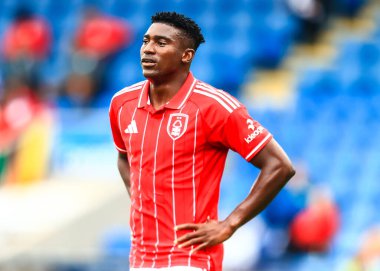 Nottingham Ormanı 'ndan Taiwo Awoniyi sezon öncesi dostluk maçı sırasında Nottingham Ormanı, Monako' ya karşı SMH Group Stadiumact Stadyumu, Chesterfield, İngiltere, 19 Temmuz 202