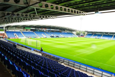 SMH Stadyumu, 19 Temmuz 2025 'te İngiltere' nin Chesterfield kentindeki SMH Group Stadiumact Stadyumu 'nda oynanan sezon öncesi Nottingham Forest - Monaco maçı öncesinde genel olarak izleniyor.