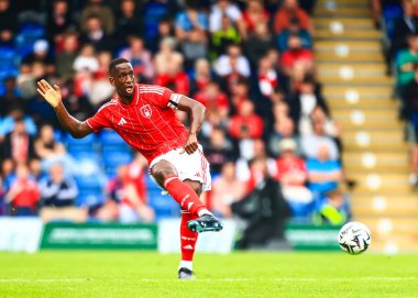 Nottingham Ormanı 'ndan Willy Boly, 19 Temmuz 2025' te İngiltere 'nin Chesterfield şehrinde oynanan SMH Group Stadiumact Stadyumu' nda oynanan sezon öncesi dostluk maçı Nottingham Forest 'a karşı Monako maçında pas attı.