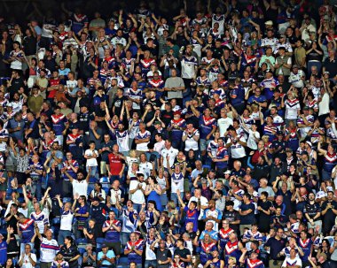 Wakefield taraftarları, 18 Temmuz 2025 'te İngiltere' nin Huddersfield kentinde oynanan 19. Betfred Süper Ligi karşılaşmasında Huddersfield Giants - Wakefield Trinity maçını kutluyorlar.