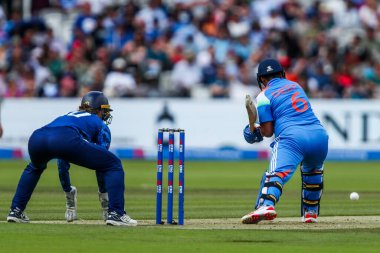 Hindistan 'dan Deepti Sharma, 2. Metro Bankası Bir Gün Uluslararası İngiltere Kadınlar Hindistan Kadınlarına Karşı Lordlar, Londra, Birleşik Krallık, 19 Temmuz 2025