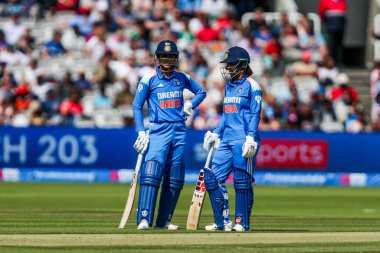 Hindistan 'dan Smriti Mandhana ve Harleen Deol, 19 Temmuz 2025' te Hindistan Lordları, Londra, İngiltere 'de 1.