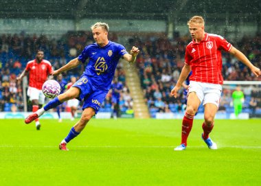 Monaco 'dan Aleksandr Golovin, 19 Temmuz 202' de İngiltere 'nin Chesterfield kentindeki SMH Group Stadiumact Stadyumu' nda oynanan sezon öncesi Nottingham Forest - Monaco maçında yaylım ateşi başlattı.