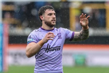Warrington Wolves 'tan Connor Wrench, 20 Temmuz 2025' te İngiltere 'nin Castleford kentinde oynanan 19. Betfred Süper Lig karşılaşmasında takım arkadaşlarına talimat verdi.