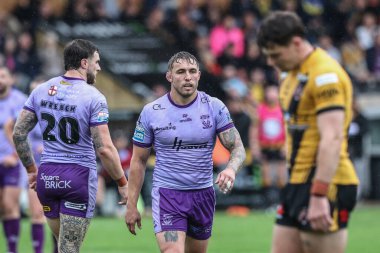 Warrington Wolves 'tan Sam Powell 19. Betfred Süper Ligi karşılaşmasında Castleford Tigers, Warrington Wolves' a karşı 20 Temmuz 2025 'te The Mend-A-Hose Jungle, Castleford, Birleşik Krallık' ta.