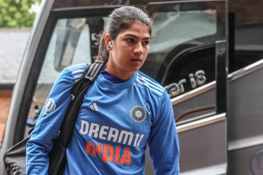 Hindistanlı oyuncular 3. Metro Bank Bir Gün Uluslararası İngiltere Kadınlar, Banks Riverside Stadyumu, Chester-le-street, 22 Temmuz 2025 'te Hindistan' a karşı.