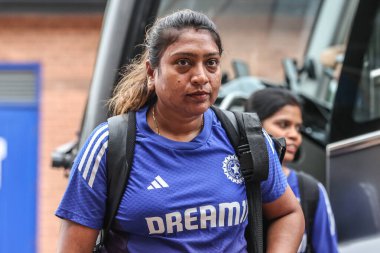 Hindistanlı oyuncular 3. Metro Bank Bir Gün Uluslararası İngiltere Kadınlar, Banks Riverside Stadyumu, Chester-le-street, 22 Temmuz 2025 'te Hindistan' a karşı.