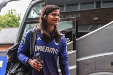 Hindistanlı oyuncular 3. Metro Bank Bir Gün Uluslararası İngiltere Kadınlar, Banks Riverside Stadyumu, Chester-le-street, 22 Temmuz 2025 'te Hindistan' a karşı.