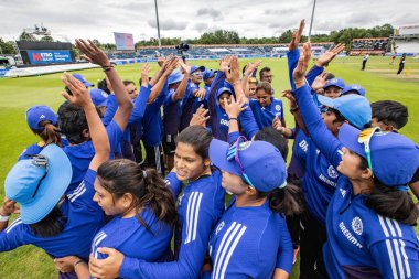 Hindistan, 22 Temmuz 2025 tarihinde İngiltere 'de oynanan 3. Metro Bankası Uluslararası İngiltere Kadınlar, Banks Riverside Stadyumu' nda Hindistan Kadınlarına Karşı.