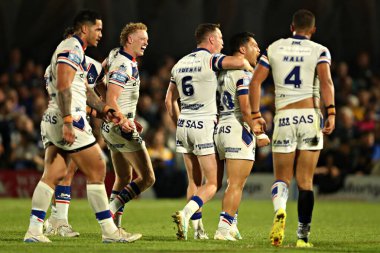 Wakefield Trinity 'den Mason Lino, 24 Temmuz 2025' te Wakefield, İngiltere 'deki DIY Kitchens Stadyumu' nda oynanan Betfred Süper Lig 20. maçında Wakefield adına attığı golü ve maçı kazandı.