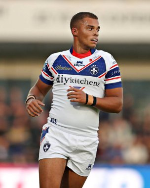Wakefield Trinity 'nin Corey Hall of Wakefield Trinity maçı sırasında Wakefield Trinity ile Leeds Rhinos arasında oynanan maç 24 Temmuz 2025' te Wakefield, İngiltere 'deki DIY Kitchens Stadyumu' nda gerçekleşti.