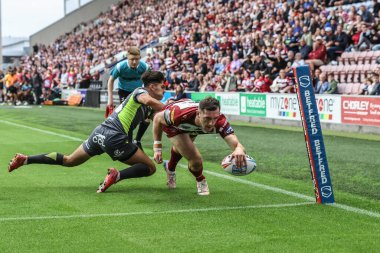Wigan Warriors 'dan Jake Wardle, 25 Temmuz 2025' te İngiltere 'nin Wigan şehrindeki Brick Community Stadyumu' nda Wigan Warriors ile Catalans Dragons arasındaki 20.