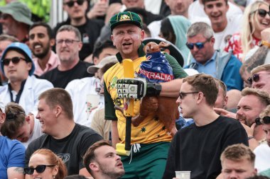 4. Rothesay Test Maçı 'nda seyircilerin arasında bir Avustralyalı taraftar var. 4. Gün İngiltere Hindistan' a karşı Old Trafford Cricket Ground, Manchester, Birleşik Krallık, 26 Temmuz 2025