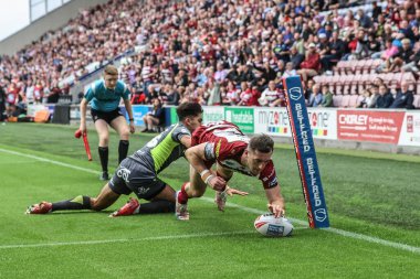 Wigan Warriors 'dan Jake Wardle, 25 Temmuz 2025' te İngiltere 'nin Wigan şehrindeki Brick Community Stadyumu' nda Wigan Warriors ile Catalans Dragons arasındaki 20.