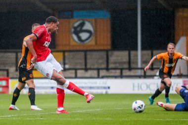 Charlton Athletic takımından Miles Leaburn 26 Temmuz 2025 'te Abbey Stadyumu' nda oynanan Cambridge United ve Charlton Athletic maçında 1-0 yenildi.