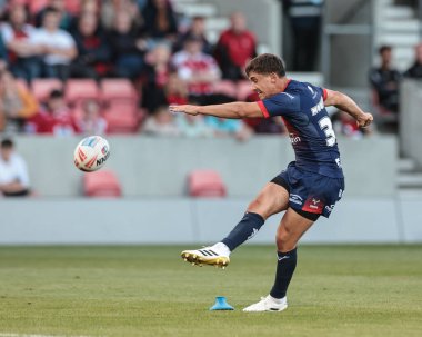 Hull KR 'dan Arthur Mourgue, 31 Temmuz 2025' te Salford Community Stadyumu 'nda oynanan 20. Salford Red Devils vs Hull KR karşılaşmasında gol attı.