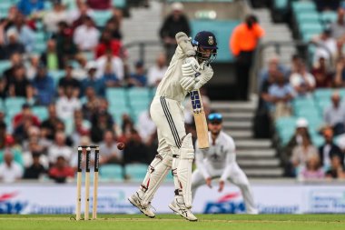 Hindistan 'dan Washington Sundar, Rothesay 5. Rothesay Test Günü 1. Maç Maçı' nda Hindistan - Kia Oval, Londra, Birleşik Krallık, 31 Temmuz 2025