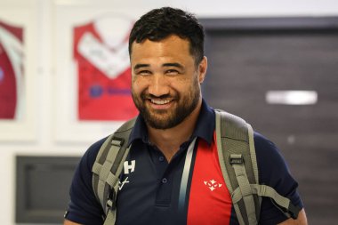Hull KR 'dan Neil Tchamambe, 31 Temmuz 2025' te İngiltere 'nin Eccles kentindeki Salford Community Stadyumu' nda oynanan 20. Salford Red Devils vs Hull KR karşılaşmasında geldi.