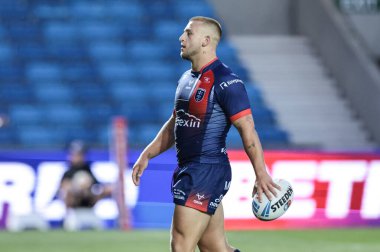Hull KR 'dan Mikey Lewis, 31 Temmuz 2025' te İngiltere 'nin Eccles kentindeki Salford Community Stadyumu' nda oynanan 20. Salford Red Devils vs Hull KR karşılaşmasında denemesini kutluyor.