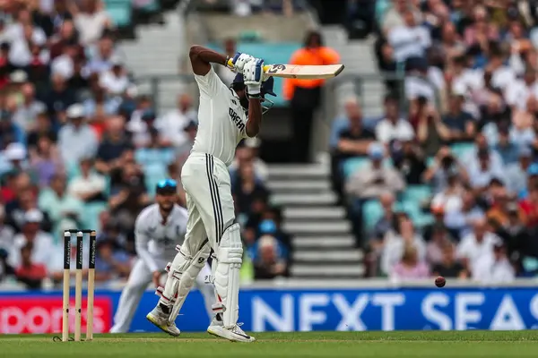 Hindistan 'dan Sai Sudharsan, Rothesay 5. Rothesay Test Günü 1. Maç sırasında İngiltere' ye karşı Hindistan - Kia Oval, Londra, 31 Temmuz 2025