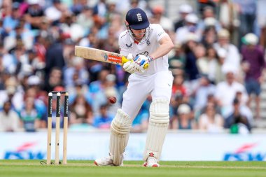 İngiltere 'den Harry Brook 5. Rothesay Deneme Maçı' nda 4. İngiltere Hindistan 'a karşı Kia Oval, Londra, İngiltere' de 3 Ağustos 2025 'te vuruyor.