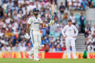 Hindistan 'ın Akash Derin Bölgesi 5. Rothesay Test Maçı' nda yarım yüzyılı kutluyor. 3. İngiltere Hindistan 'a karşı Kia Oval, Londra, 2 Ağustos 2025